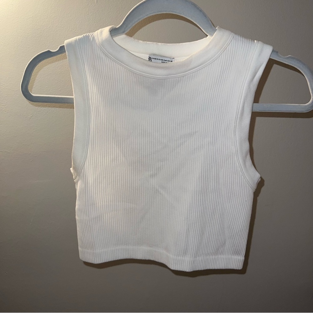 Cropped tank top